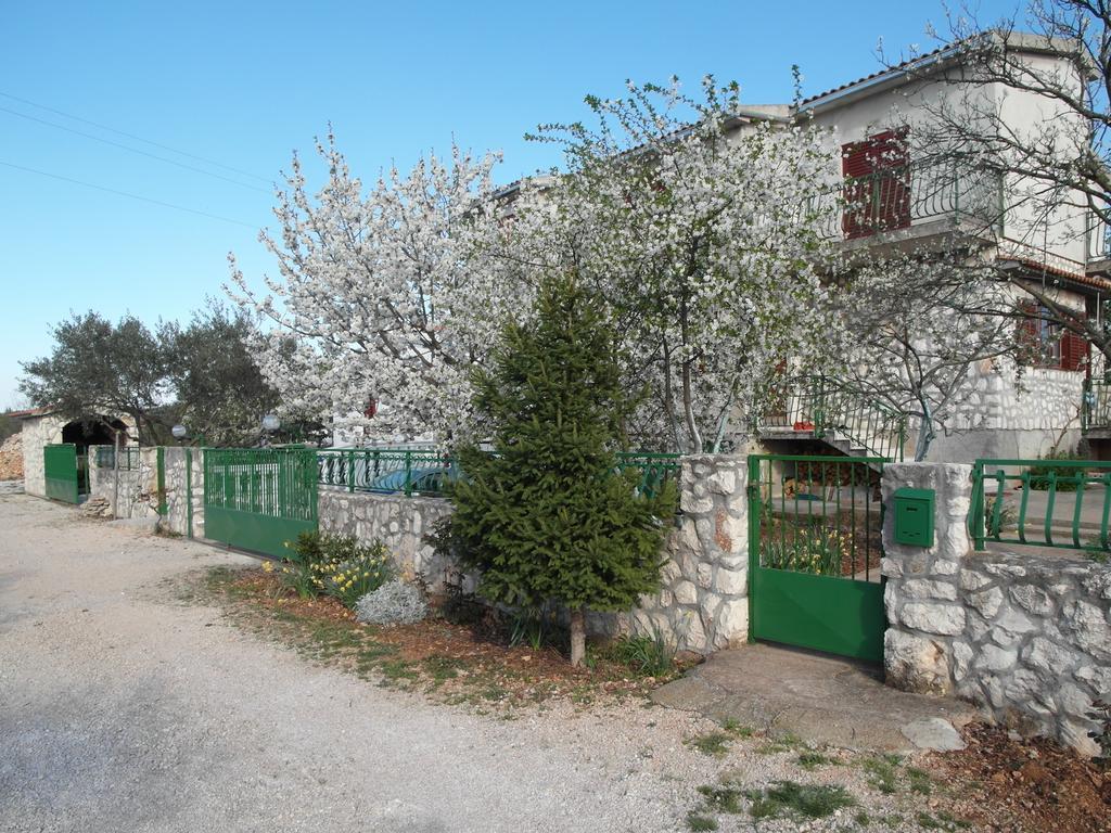 Apartment Antonio Šibenik Exteriör bild